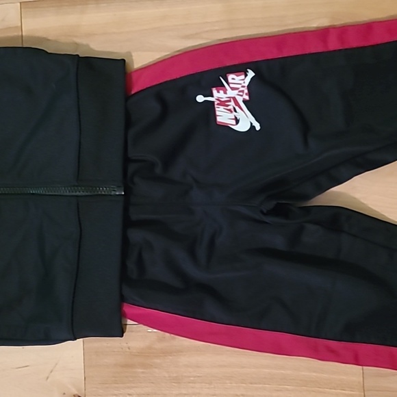 Toddler Jordan Jumpsuit - Picture 3 of 4